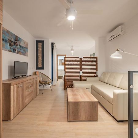 Suite Homes Parras Duplex Малага Екстериор снимка