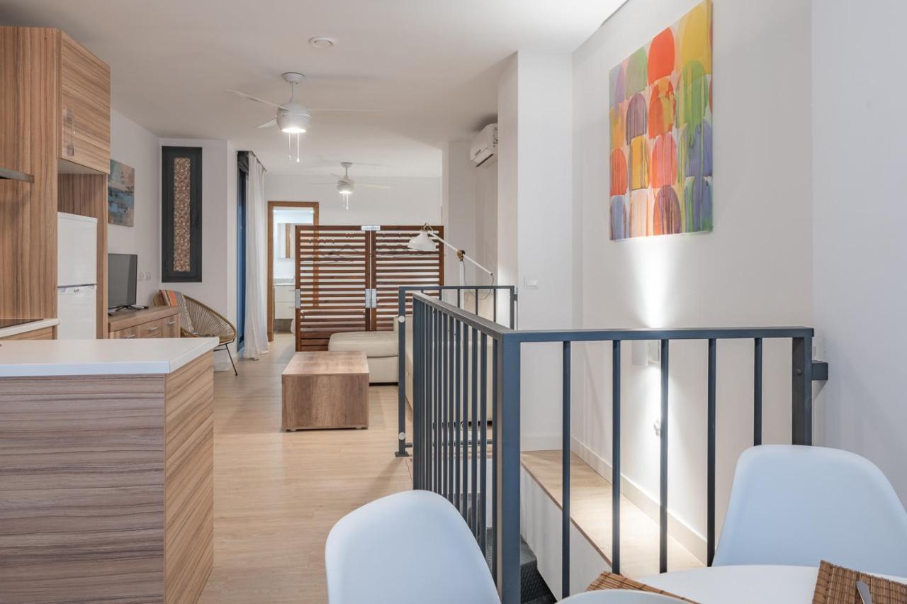 Suite Homes Parras Duplex Малага Екстериор снимка